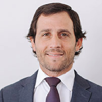 Dr. Álvaro Iringolo
